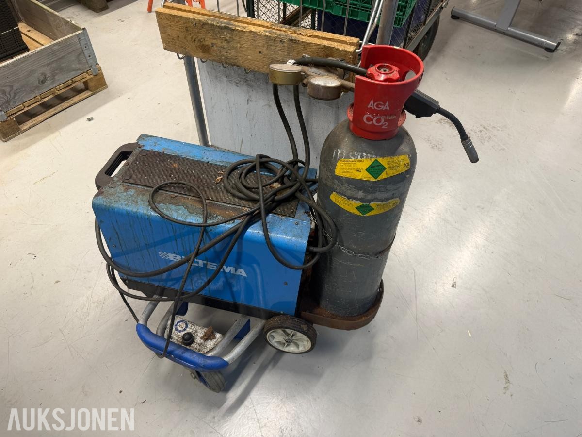 Biltema sveiseapparat og Luna MK255 kompressor