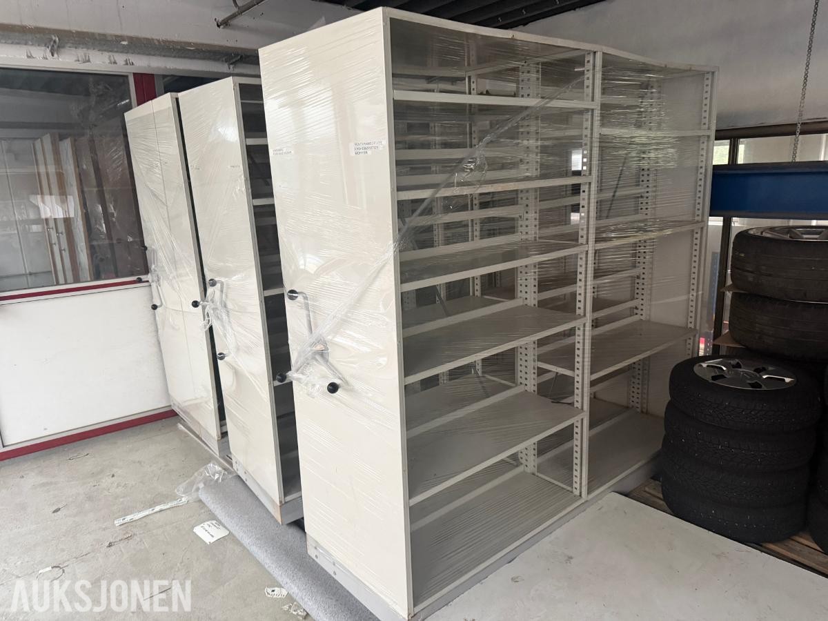 Kompaktarkiv / mobile arkivskap på skinner