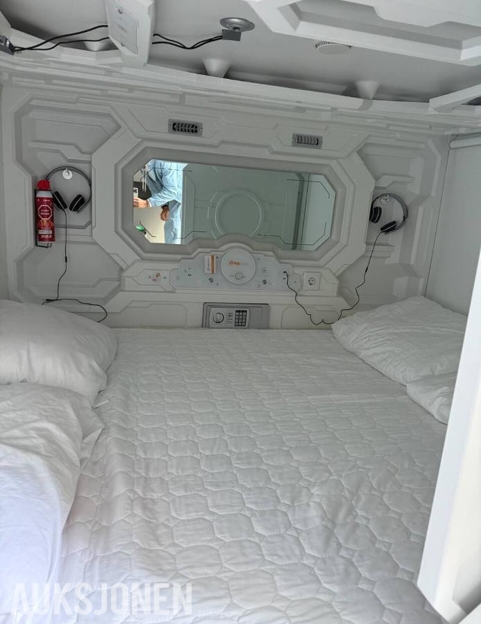 2011 Podbox DOBBEL CONTAINER MED 4 SOVEROM