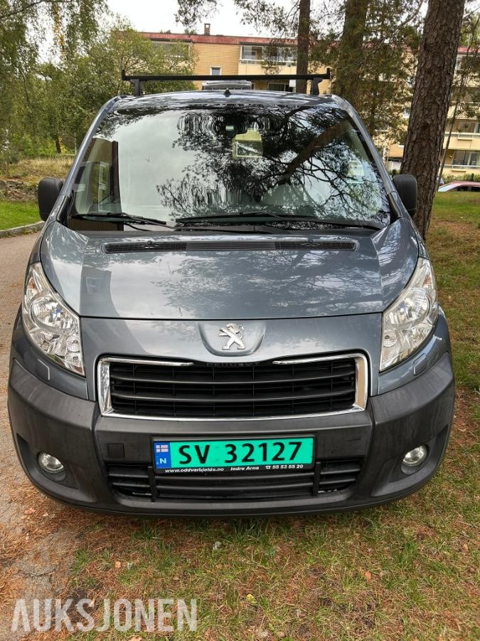 Campervan - Peugeot Expert – Automat – 150x200 seng – EcoFlow – MaxxFan