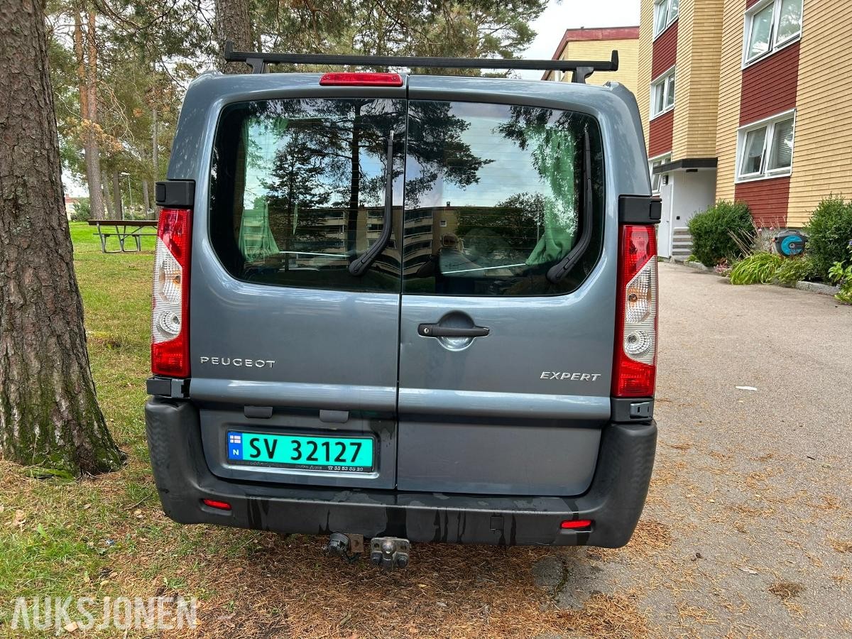 Campervan - Peugeot Expert – Automat – 150x200 seng – EcoFlow – MaxxFan