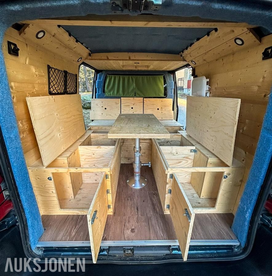 Campervan - Peugeot Expert – Automat – 150x200 seng – EcoFlow – MaxxFan