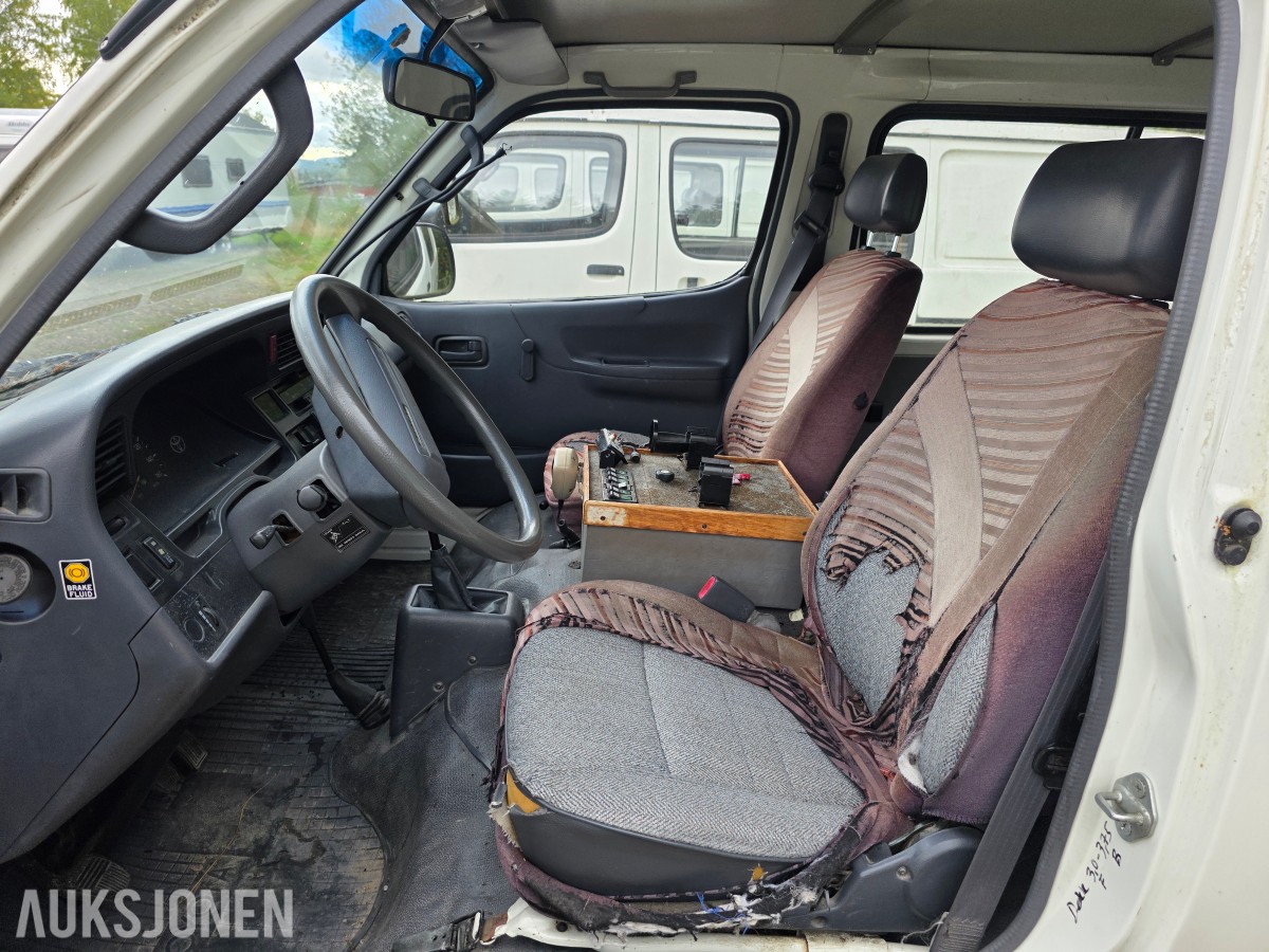 1995 Toyota HiAce 4wd 5 seter