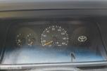1995 Toyota HiAce 4 WD 5 seter reparasjonsobjekt/delebil