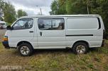 1995 Toyota HiAce 4 WD 5 seter reparasjonsobjekt/delebil