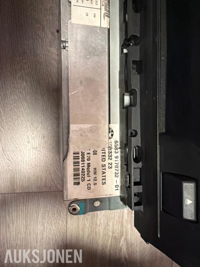 3 STK BMW x5 e70 ccc stero 