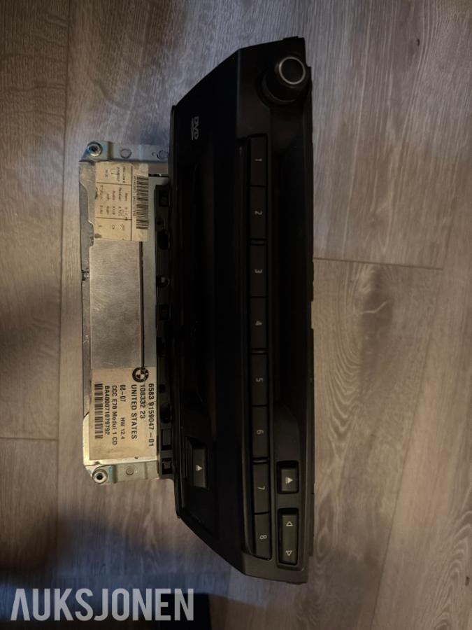 3 STK BMW x5 e70 ccc stero 