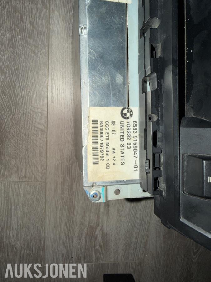 3 STK BMW x5 e70 ccc stero 
