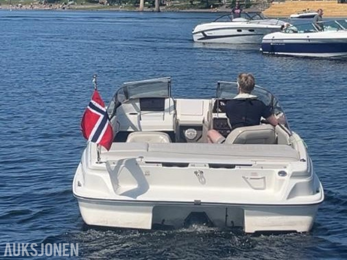 2000 Regal 1800 LSR med registrert boggihenger