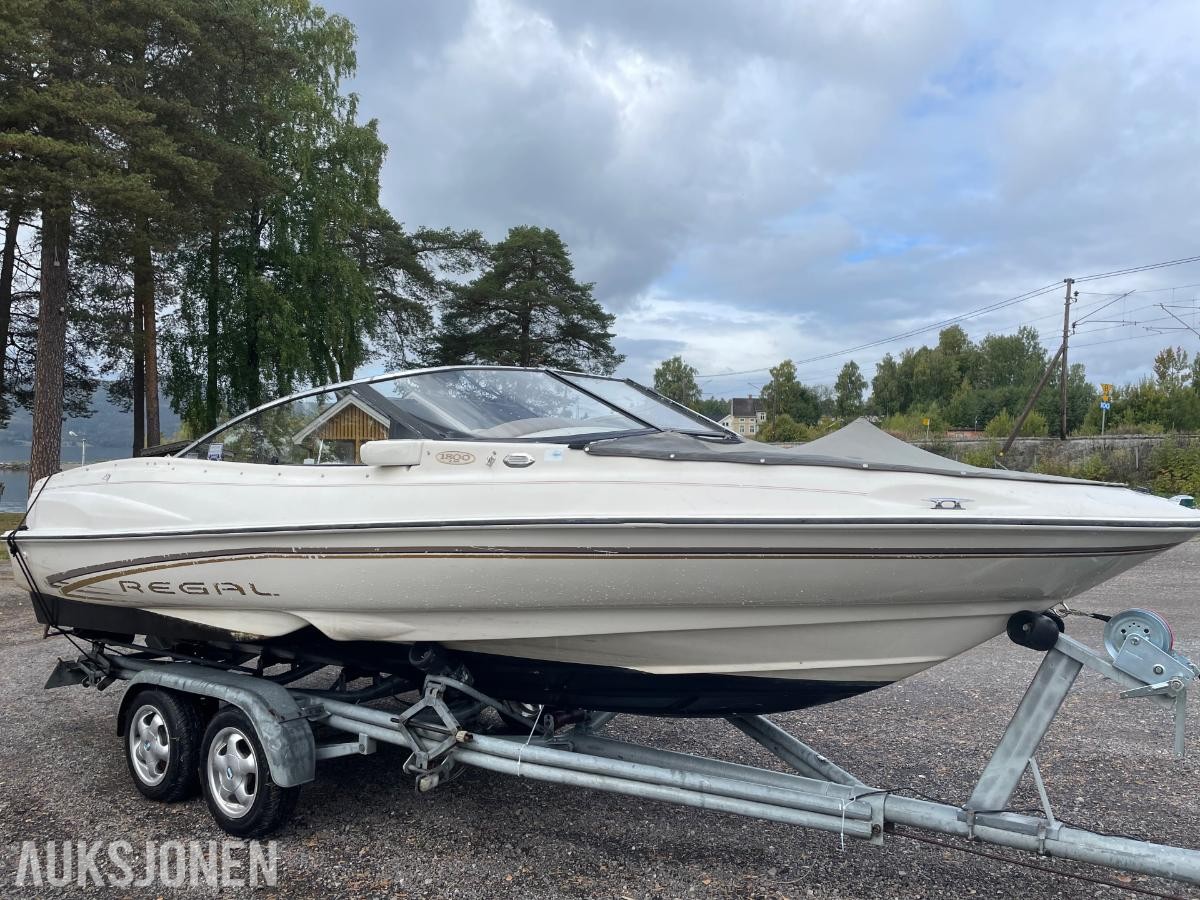 2000 Regal 1800 LSR med registrert boggihenger