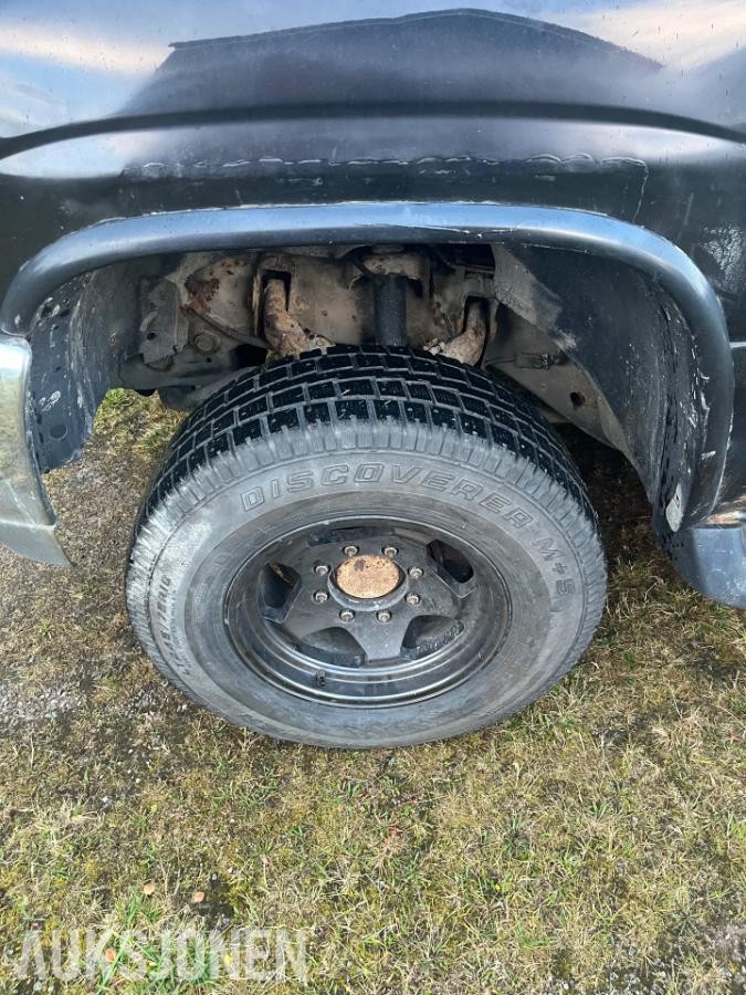 2002 GMC Yukon XL, Automat, S+V dekk
