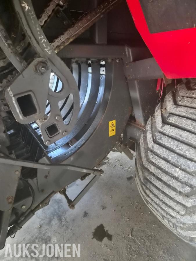2008 Massey Ferguson 2160 BigBaler