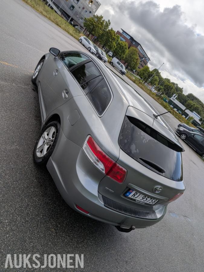 2009 Toyota Avensis 2.0 126hk hengerfeste keyless ryggekamera eu ok 05.2027