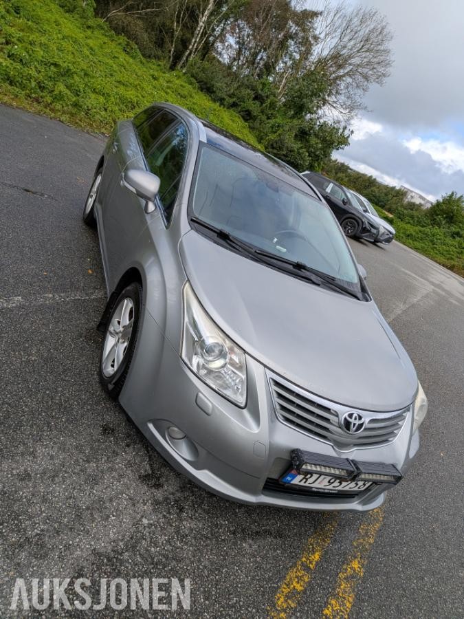 2009 Toyota Avensis 2.0 126hk hengerfeste keyless ryggekamera eu ok 05.2027