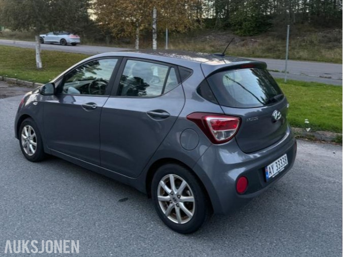 2017 Hyundai i10 1.0 Blue 67hk Cruisekontroll, Navigasjon, Park.sensorer