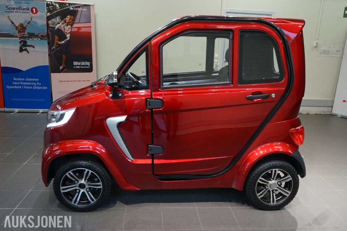 2021 Electric Motion LMI YM2000 Elektrisk Mopedbil / Kabinscooter