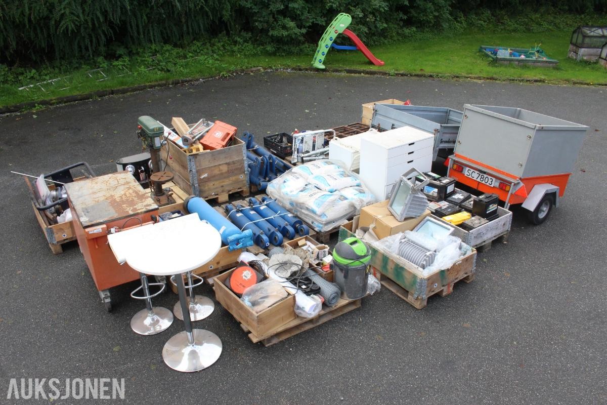 Forundringspakke Diverse overskuddsmateriell