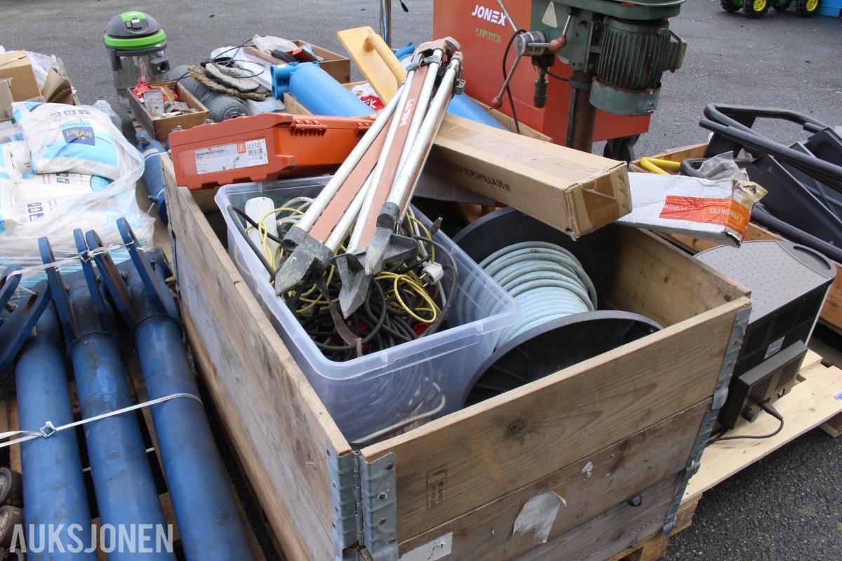 Forundringspakke Diverse overskuddsmateriell