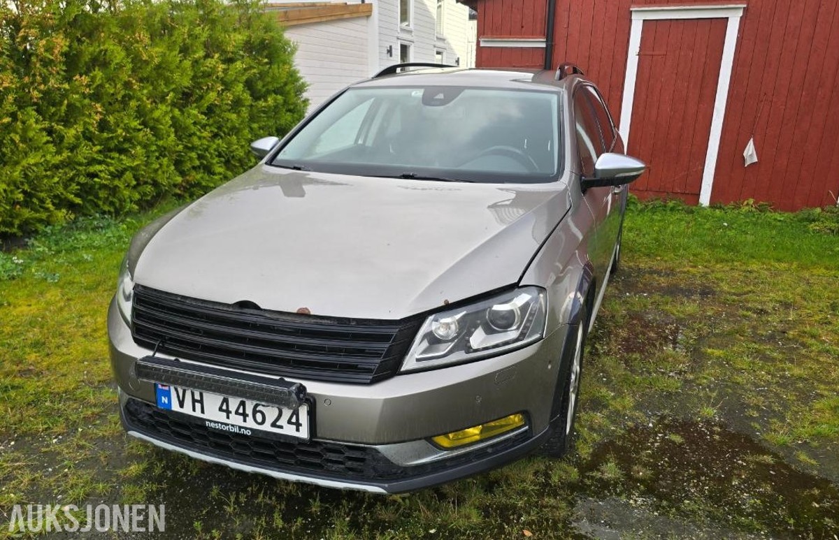 2013 Volkswagen Passat 2.0 TDI 170HK 4MOTION DSG HENGERFESTE EU-OK 02.28