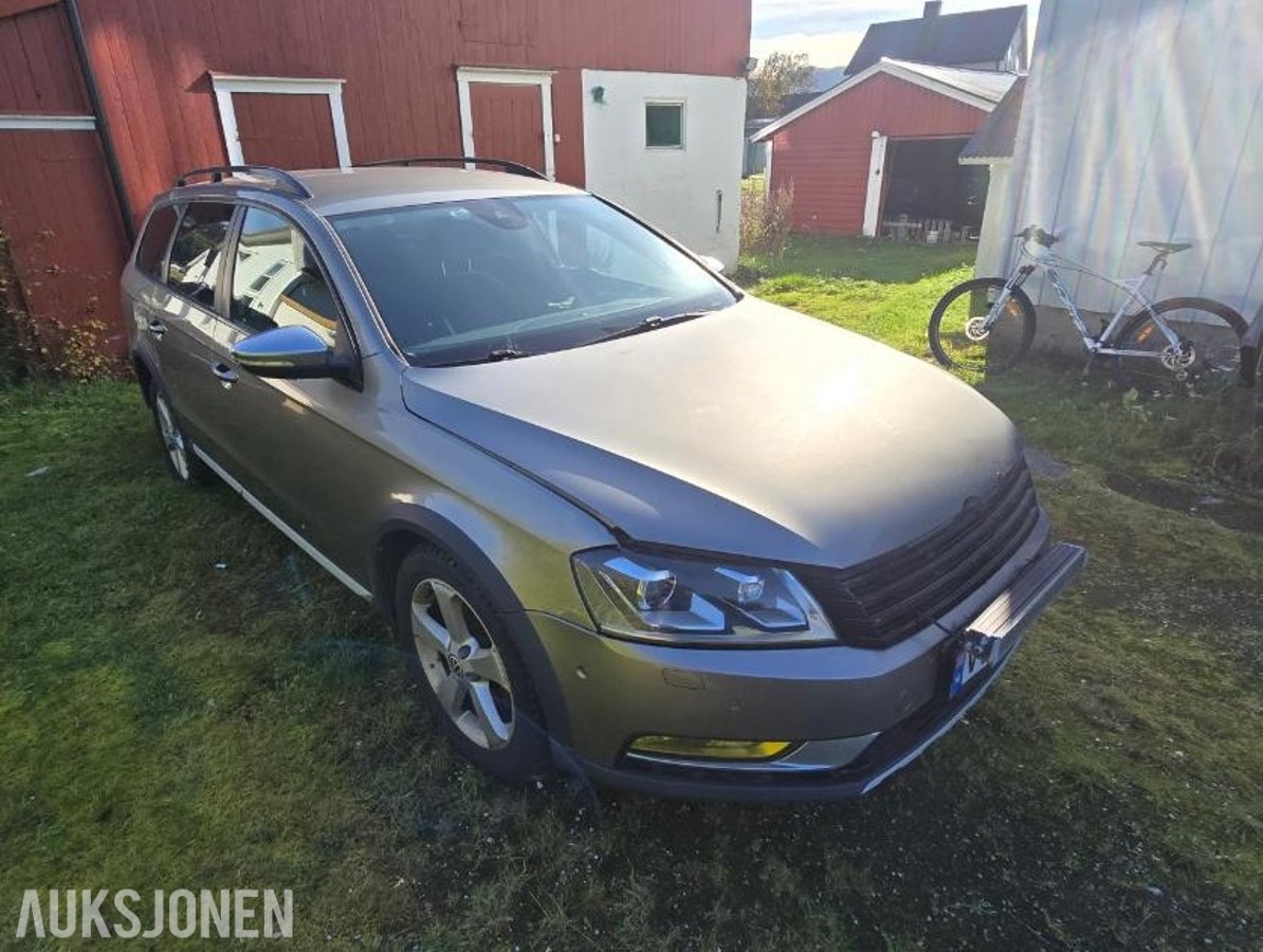 2013 Volkswagen Passat 2.0 TDI 170HK 4MOTION DSG HENGERFESTE EU-OK 02.28