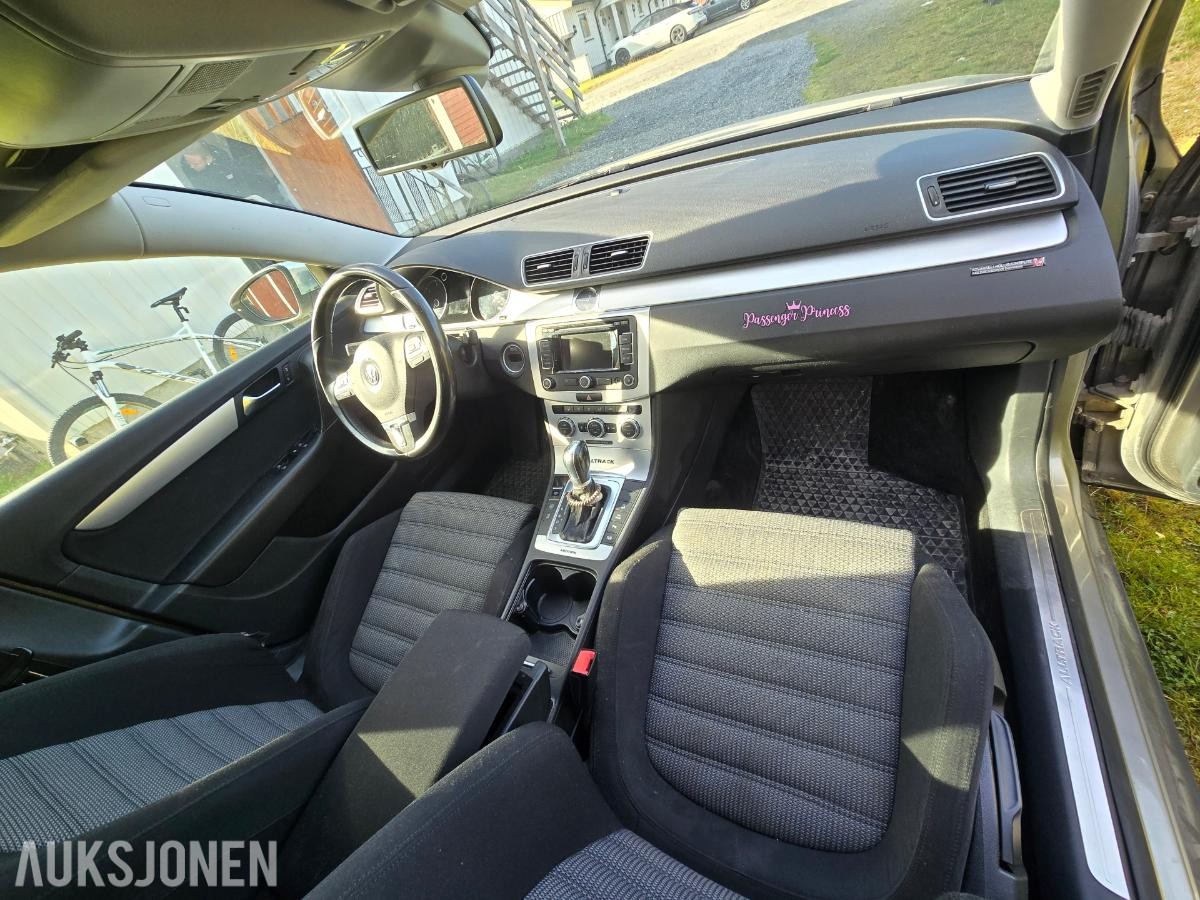 2013 Volkswagen Passat 2.0 TDI 170HK 4MOTION DSG HENGERFESTE EU-OK 02.28