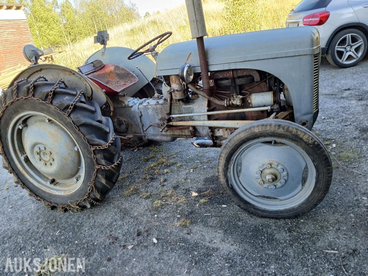 1962 Massey Ferguson TE 20 traktor