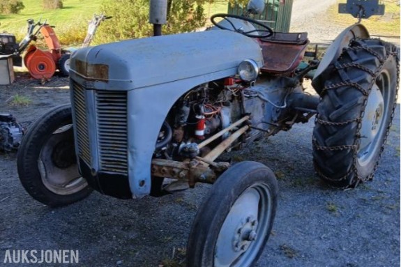 1962 Massey Ferguson TE 20 traktor