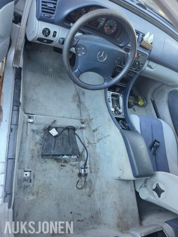 2001 Mercedes-Benz CLK 200 KOMPRESSOR 2.0 163hk prosjekt 157164km