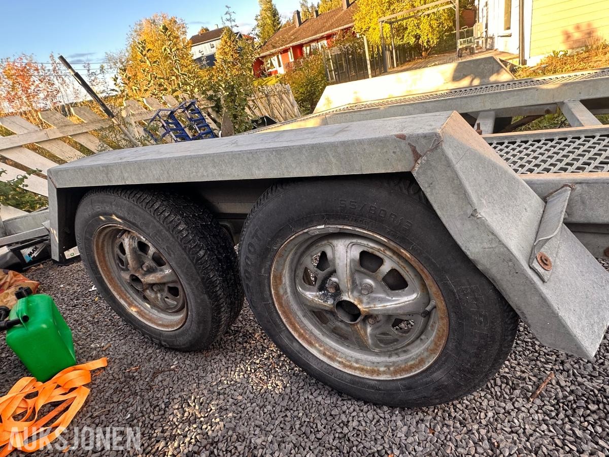 1982 Biltransporthenger