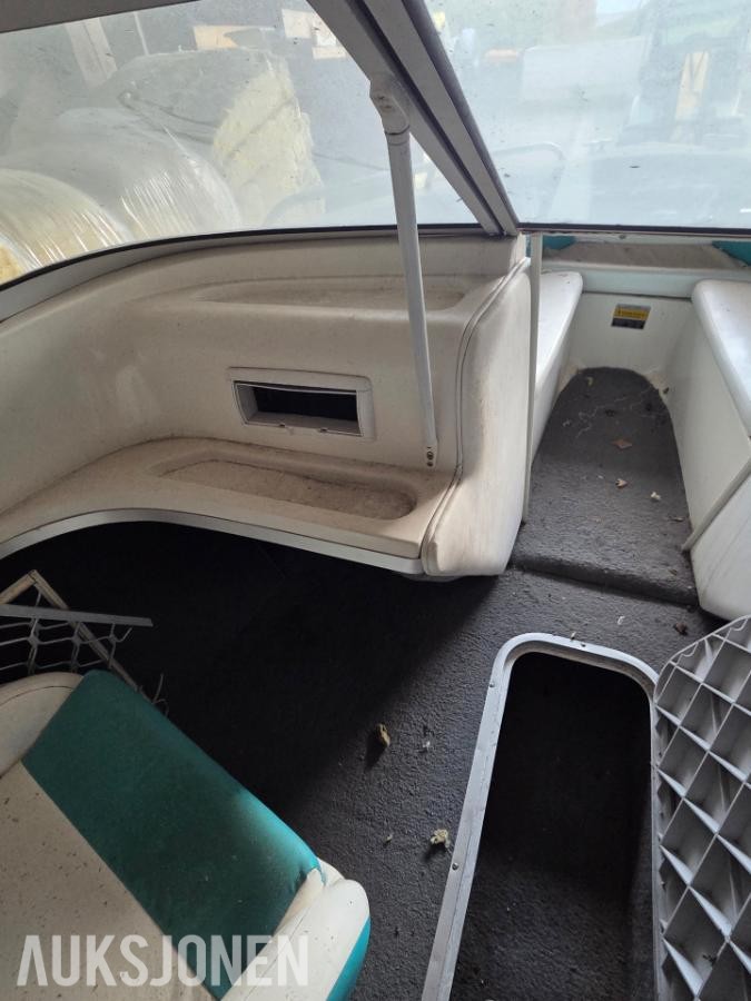Aquatron 19 fot - renovert motor - henger