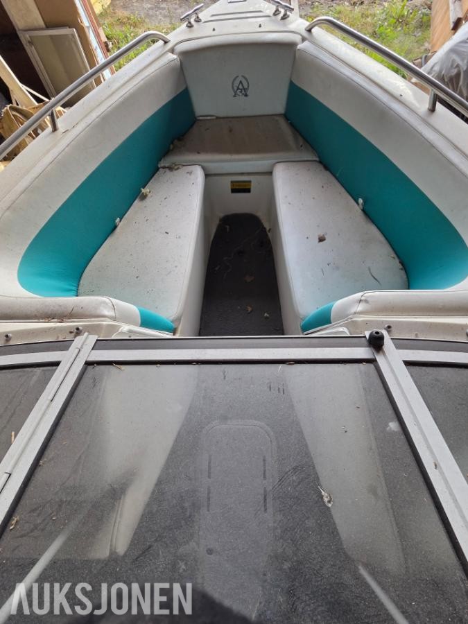 Aquatron 19 fot - renovert motor - henger