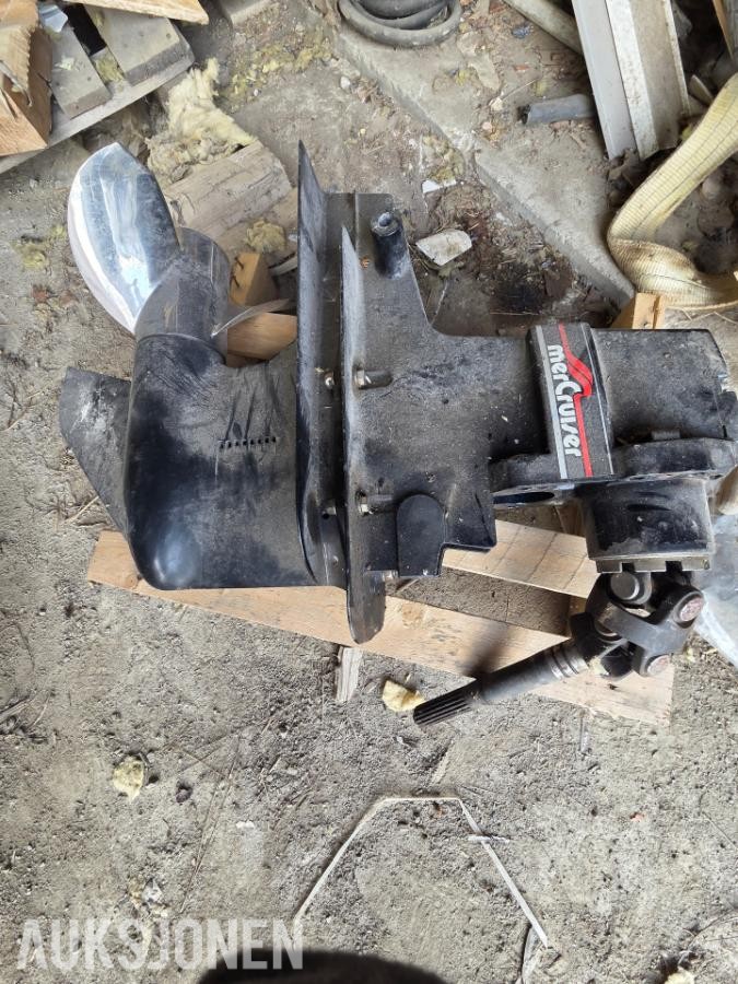 Aquatron 19 fot - renovert motor - henger