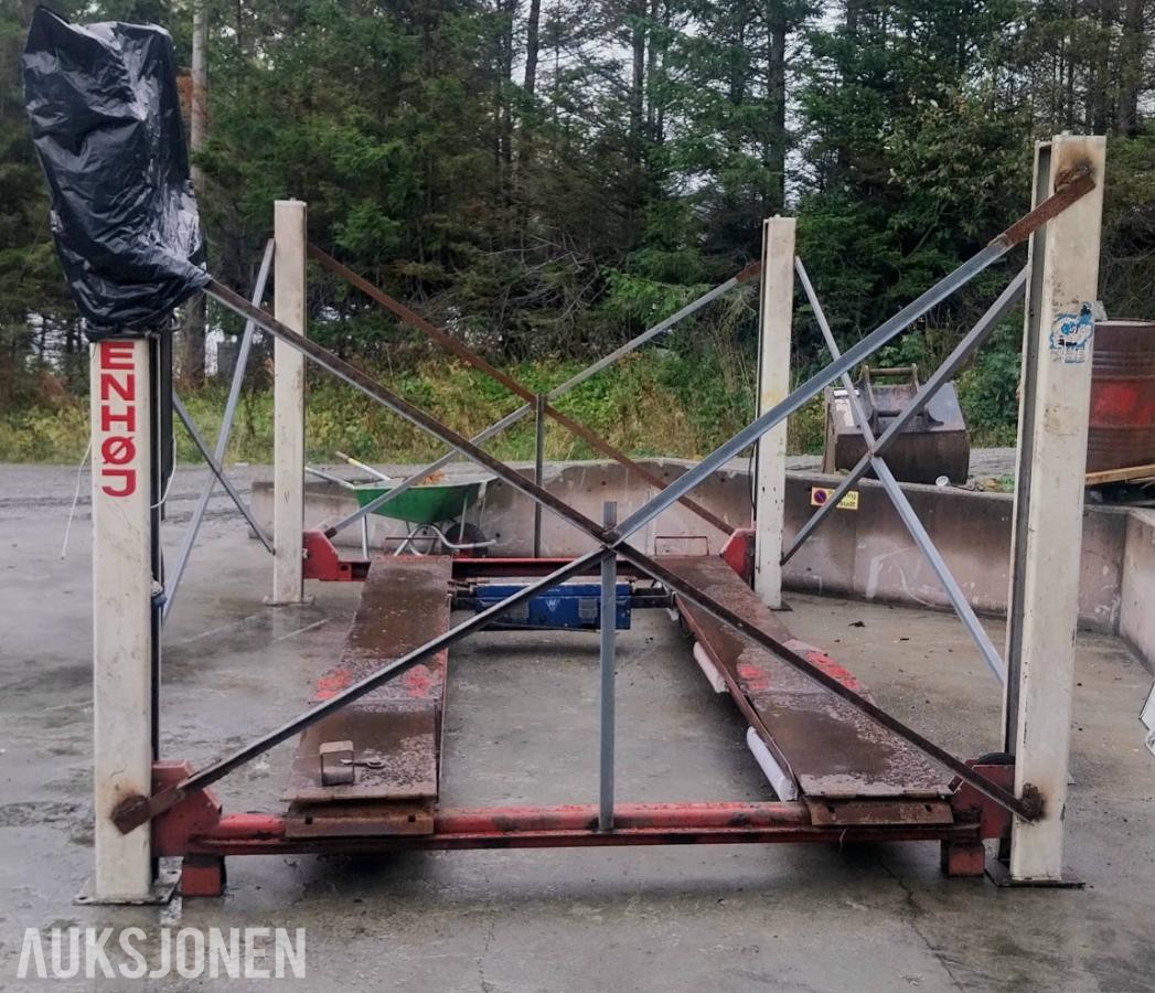 1995 4-søyler Stenhøj Løftebukk  - Kapasitet på 4000 kg
