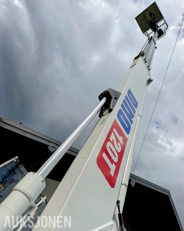 2015 Dino 120T-Tilhengerlift m/Støttebein