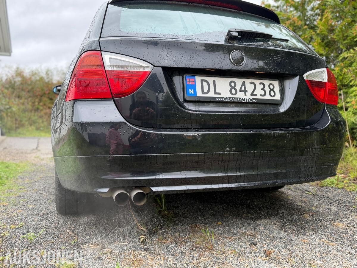 2008 BMW 325XI 2.5 218hk automat cruisekontroll skinn s+v dekk