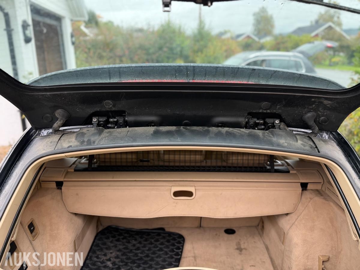 2008 BMW 325XI 2.5 218hk automat cruisekontroll skinn s+v dekk