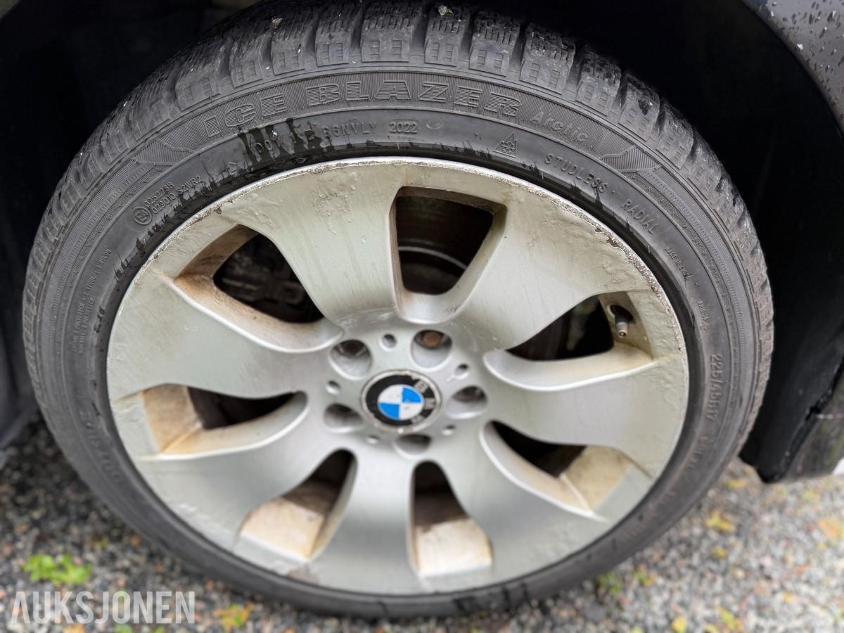 2008 BMW 325XI 2.5 218hk automat cruisekontroll skinn s+v dekk
