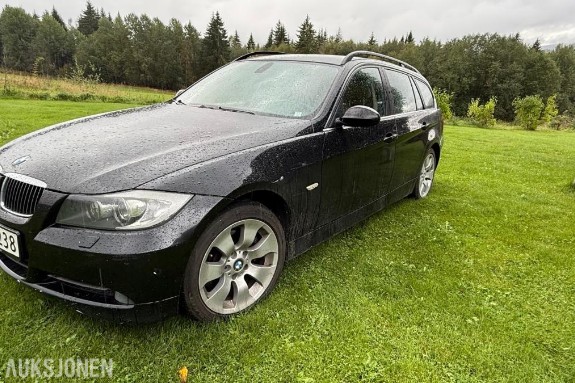 2008 BMW  325XI 2.5 218hk automat cruisekontroll skinn s+v dekk 