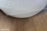 Ondarreta Ginger Chair – eik og hvit bouclé