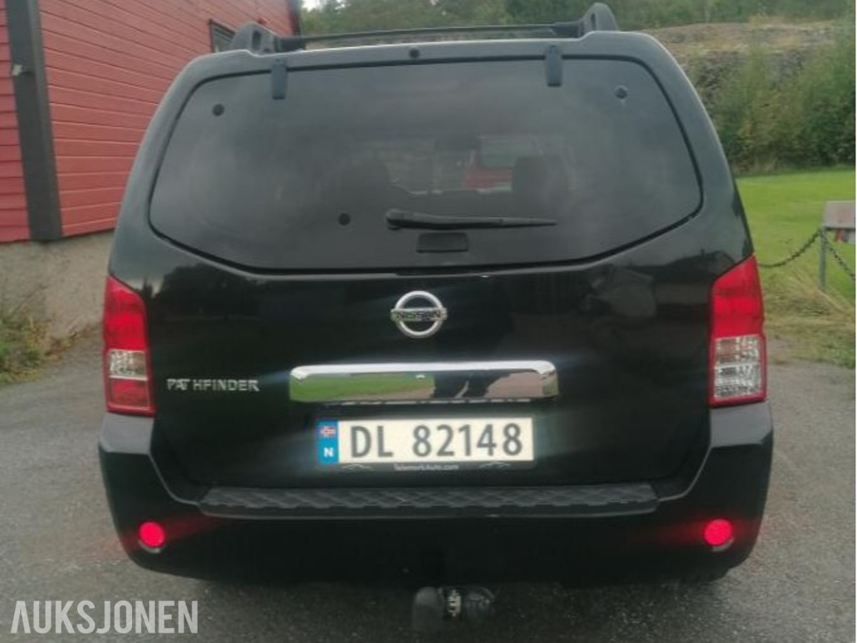2008 Nissan Pathfinder 2.5 Diesel 4X4, Automat, Hengerfeste, Skinninteriør, S+V dekk