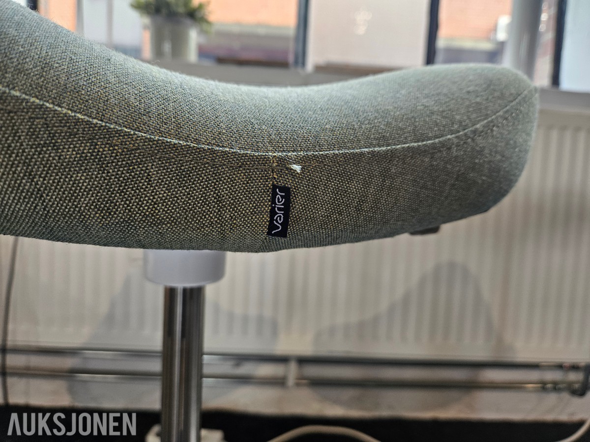 2 stk. Varier Move balansestoler, designet av Per Øie