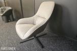 Loungestol med dreiefot – lys beige