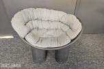 Driade Roly Poly loungestol med pute – design Faye Toogood