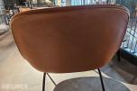 Muuto Fiber Lounge Chair med rundt sidebord