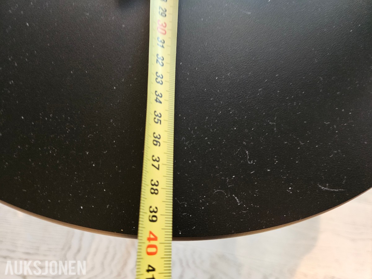 Driade Lou Read loungestol med sidebord
