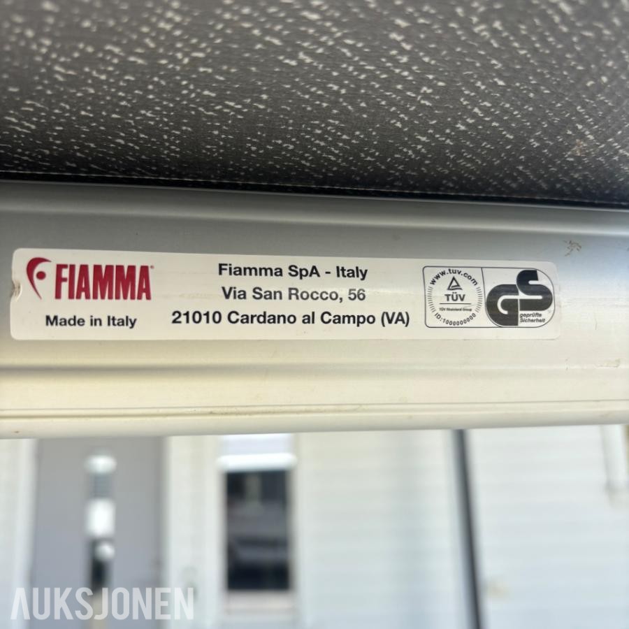 Fiamma Posemarkise 550 delux