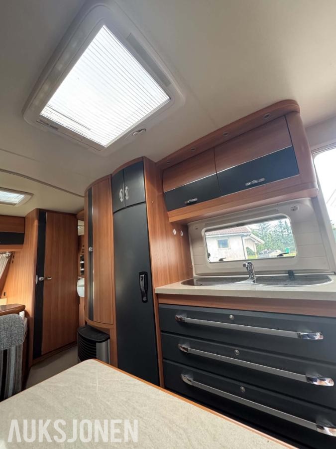 2012 Hobby 560 De Luxe campingvogn
