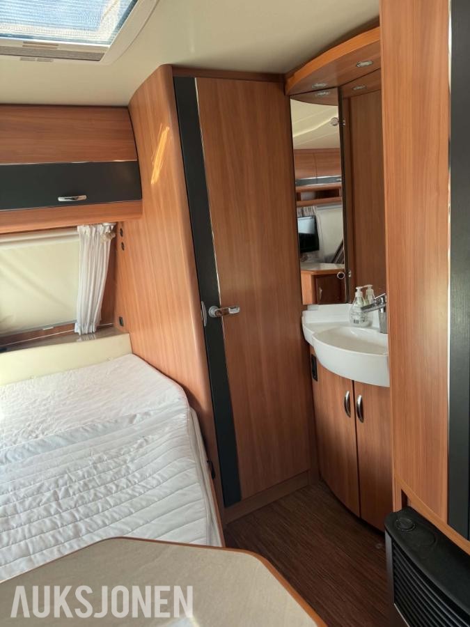 2012 Hobby 560 De Luxe campingvogn