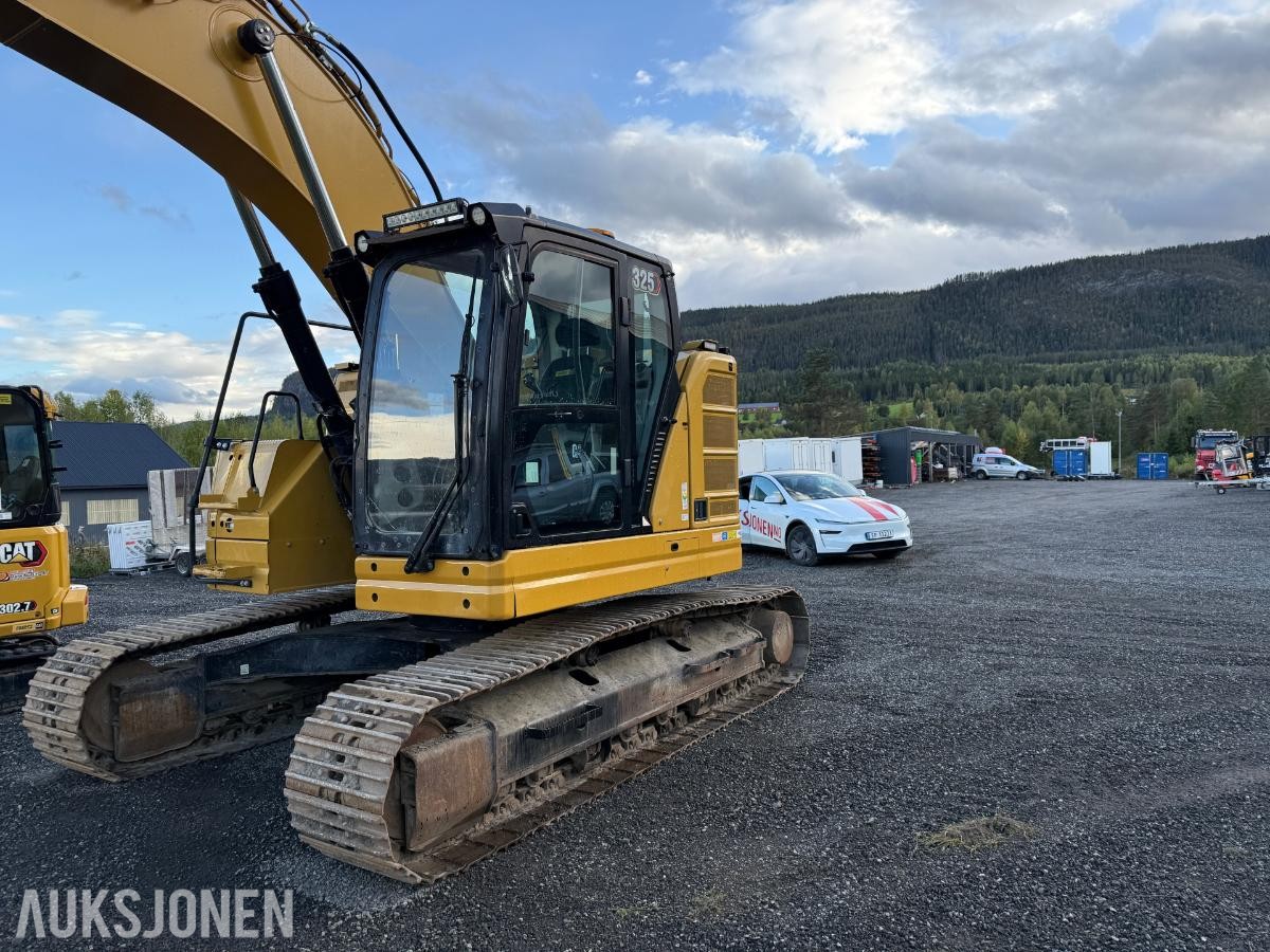 2019 Cat 325NG Gravemaskin m/Tiltrotator og S70-2 Skuffer
