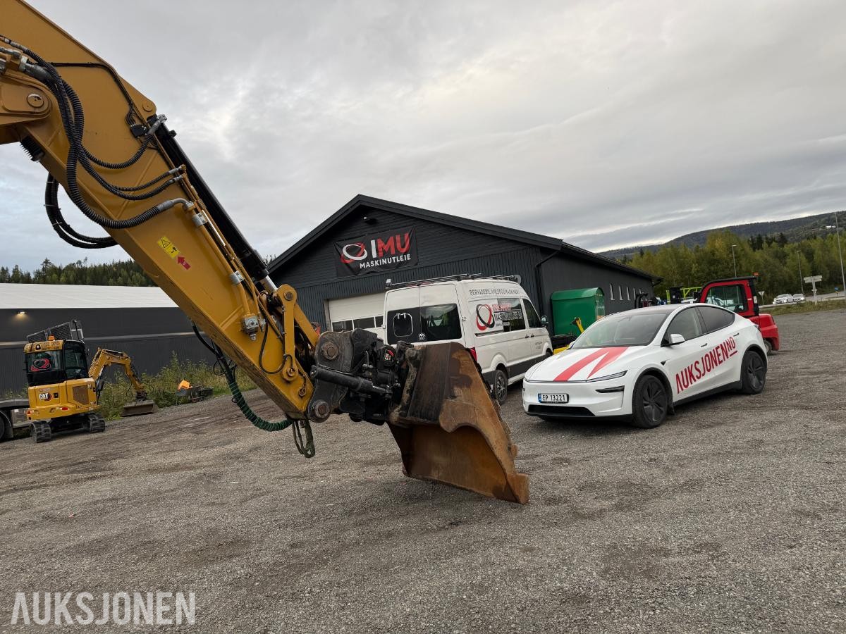 2019 Cat 325NG Gravemaskin m/Tiltrotator og S70-2 Skuffer